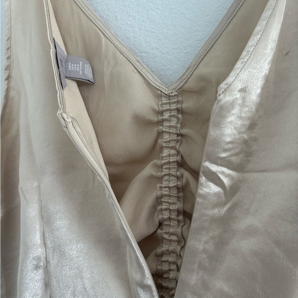 Champagne Ruched Satin Sleeveless Top - Picture 15 of 15